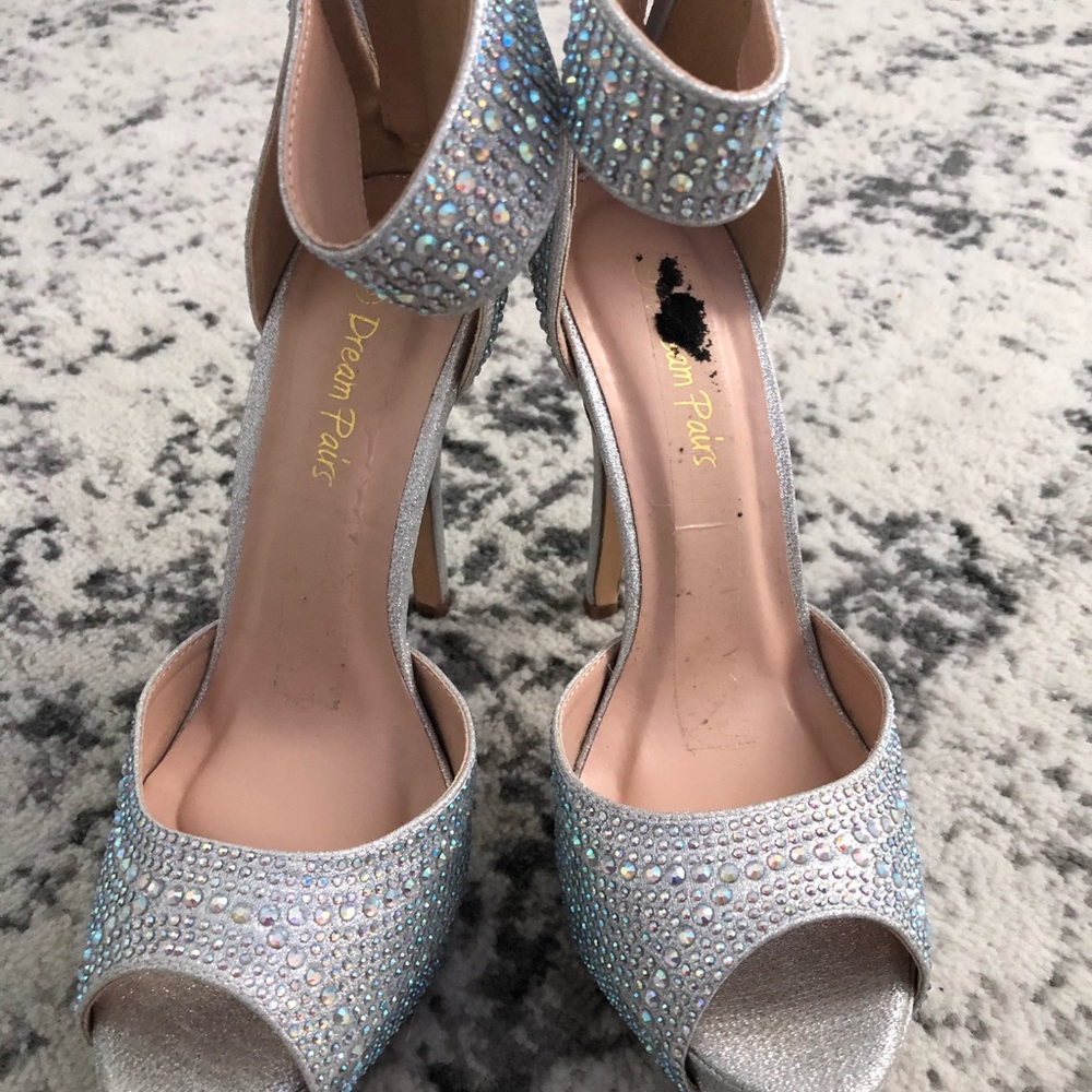Platform heel dressy and gorgeous